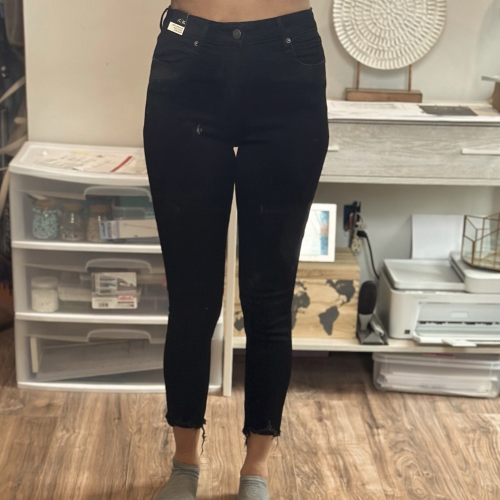 Brand New Abercrombie & Fitch Black Jeans